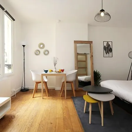 Avec Bureau Proche Montmartre - P2 Apartment