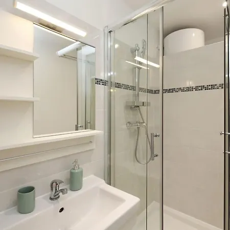 Apartment Avec Bureau Proche Montmartre - P2