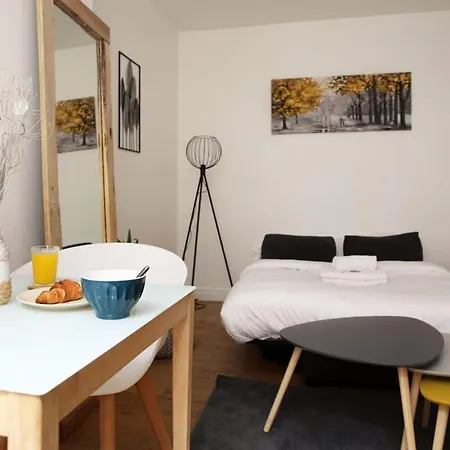 Apartment Avec Bureau Proche Montmartre - P2 Paris