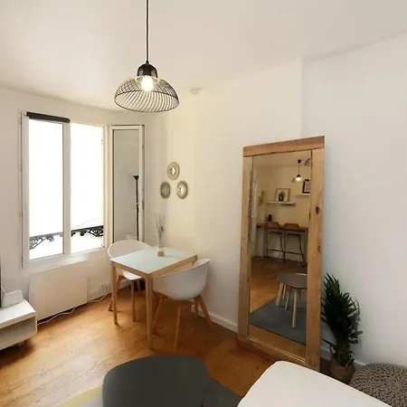 Avec Bureau Proche Montmartre - P2 Apartment Paris