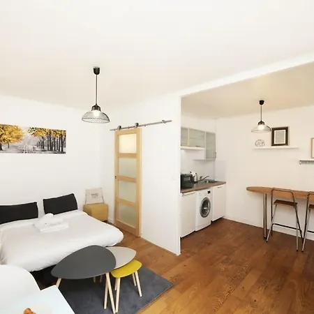 Avec Bureau Proche Montmartre - P2 Paris